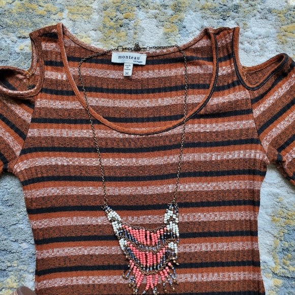 Monteau Dresses & Skirts - ⚘ Monteau BodyCon Striped Vintage Vibe Midi